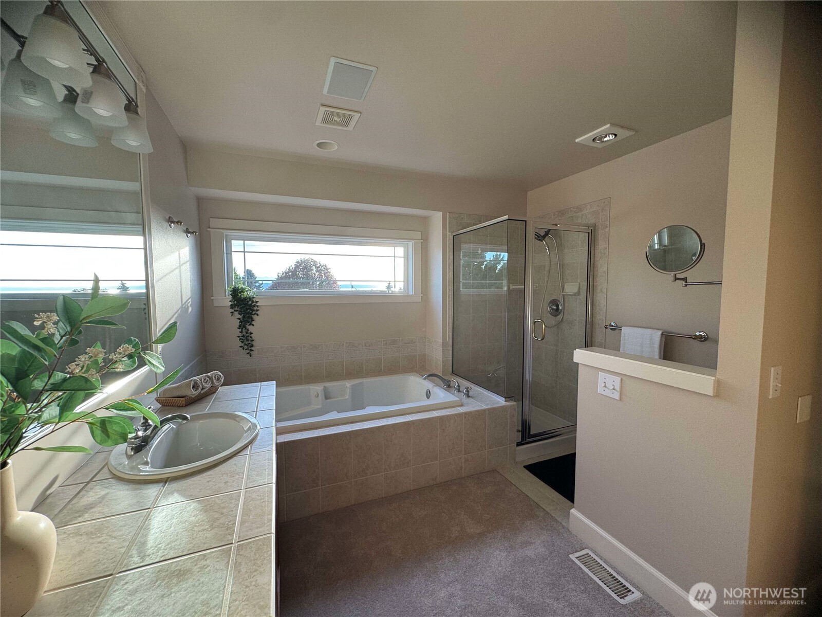 510 3rd Avenue Property Photo 28