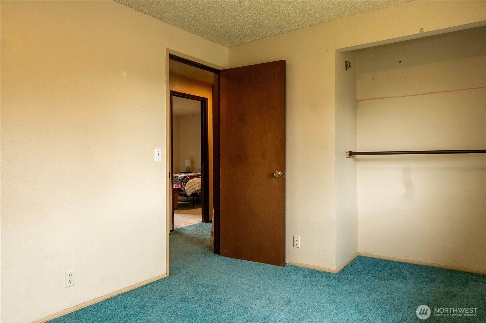 727 Poplar Drive Property Photo 16