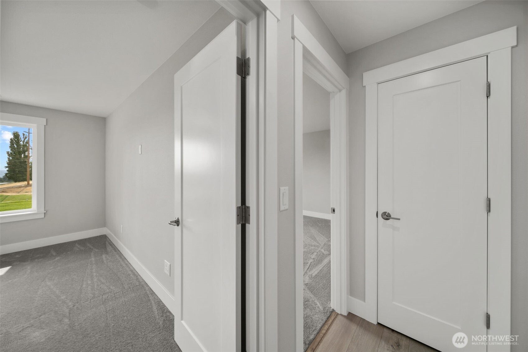 838 Autumn Crest Drive Property Photo 22