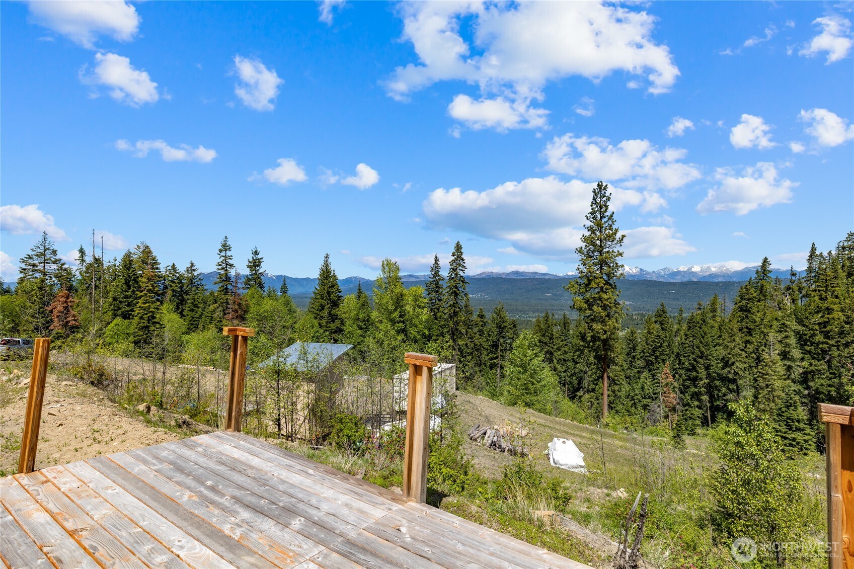 2000 Rocky Mountain Way Property Photo 9