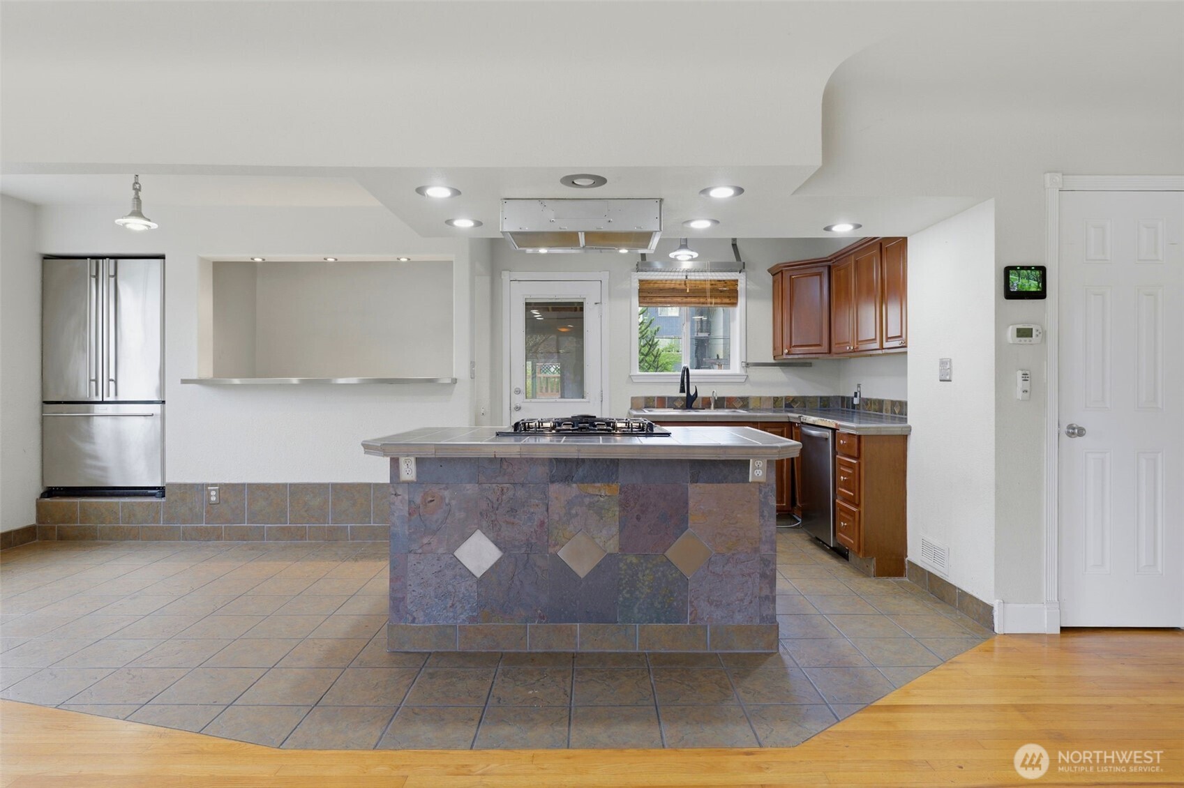 16 Oak Park Drive Property Photo 10