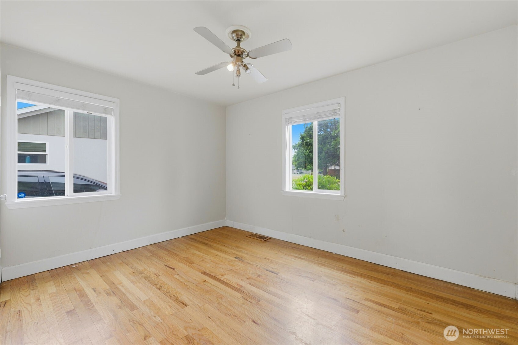 16 Oak Park Drive Property Photo 13