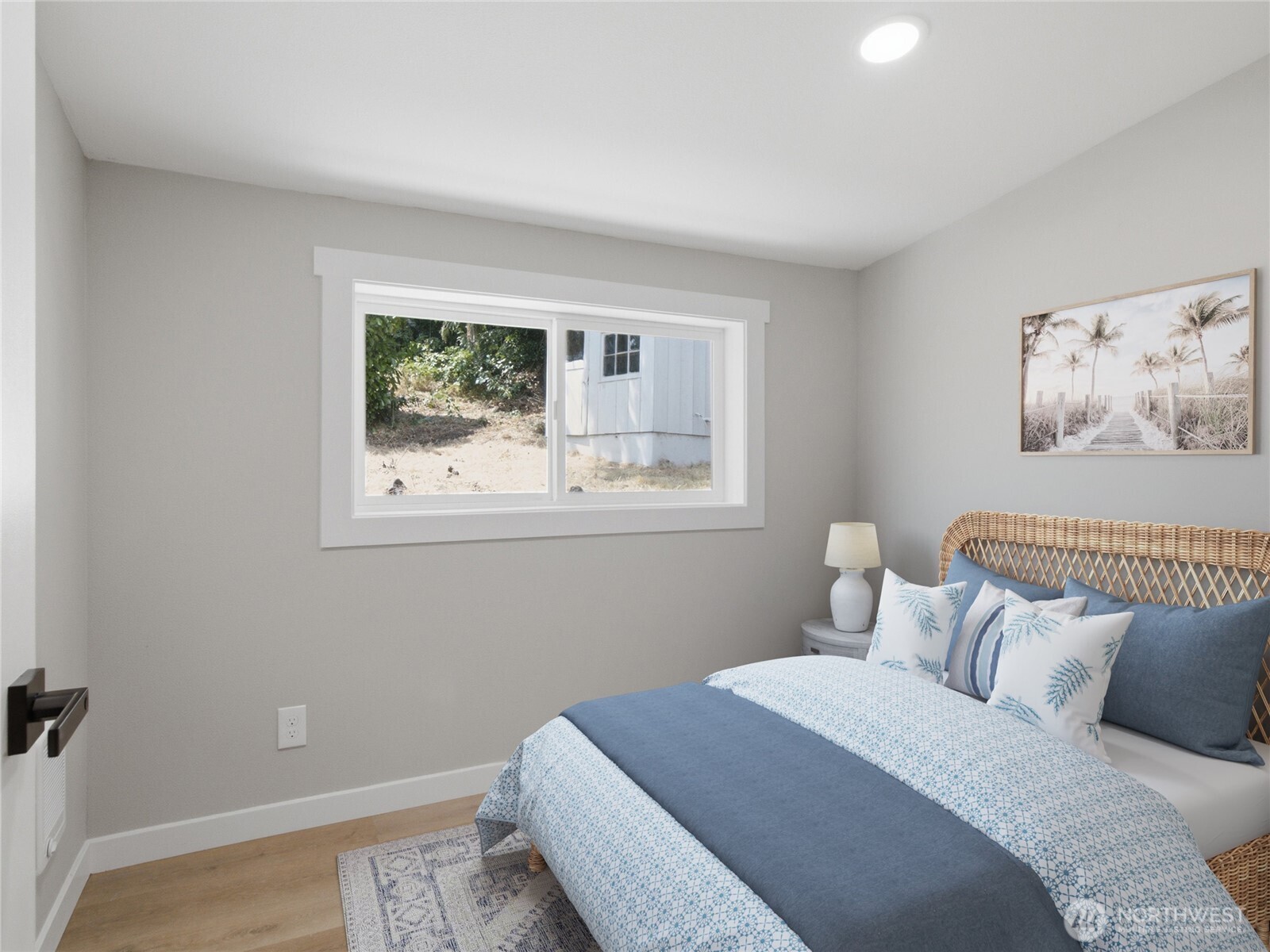 5600 Ocean View Boulevard Property Photo 19
