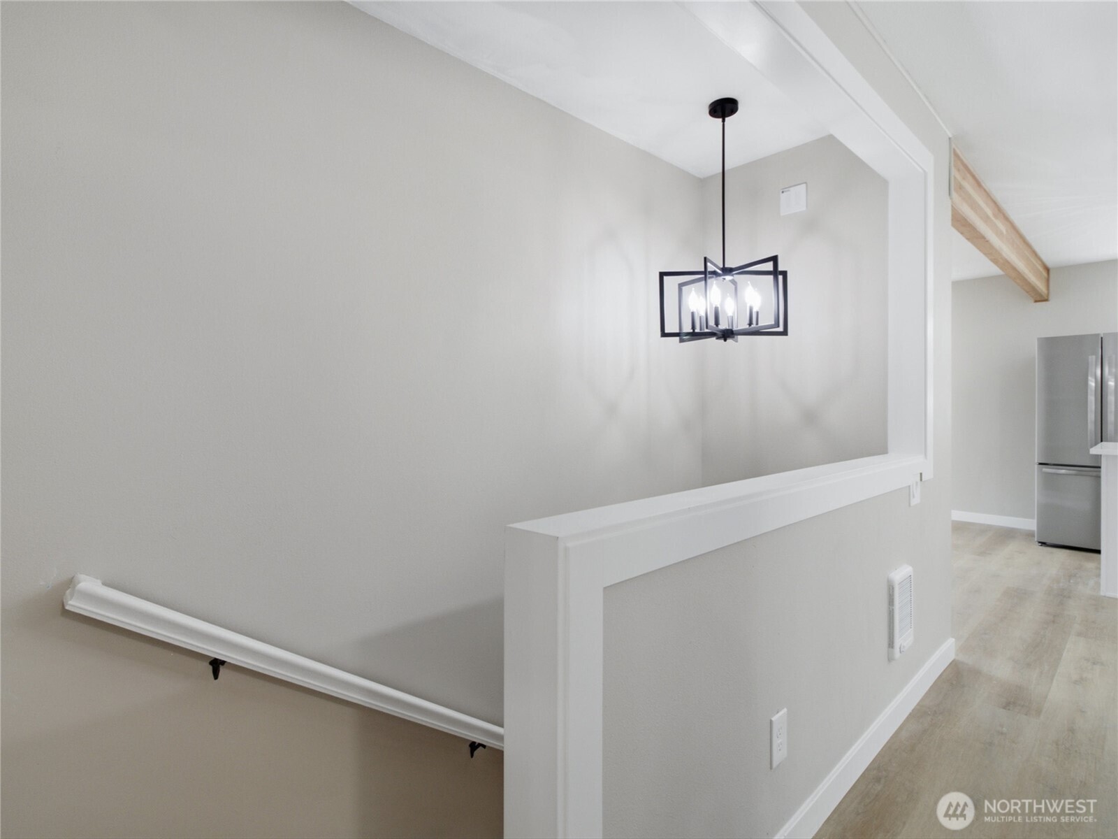 5600 Ocean View Boulevard Property Photo 21