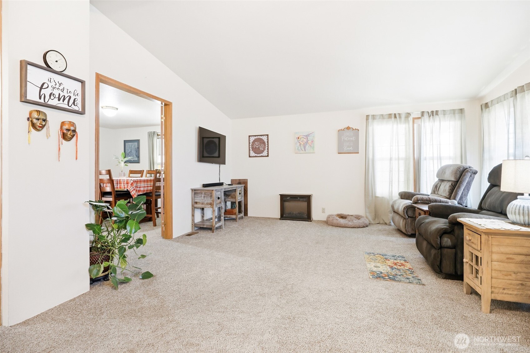 1346 Rancho Villa Drive Property Photo 4