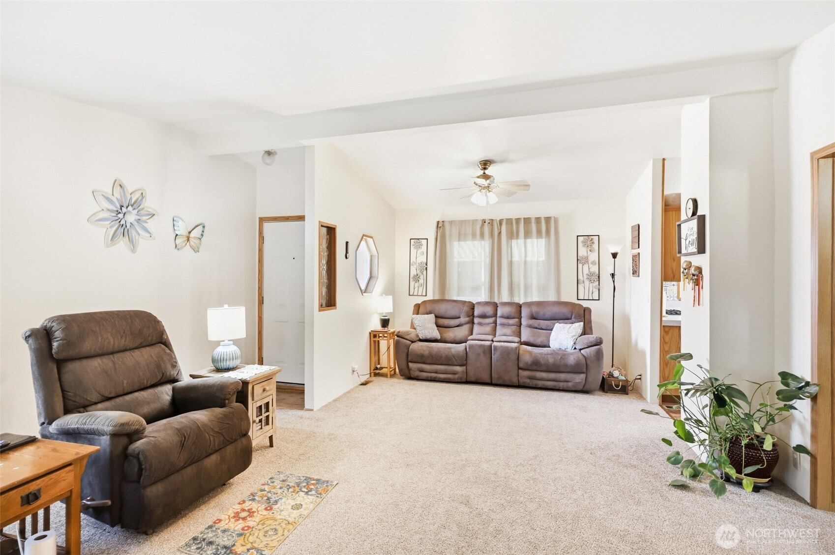 1346 Rancho Villa Drive Property Photo 6