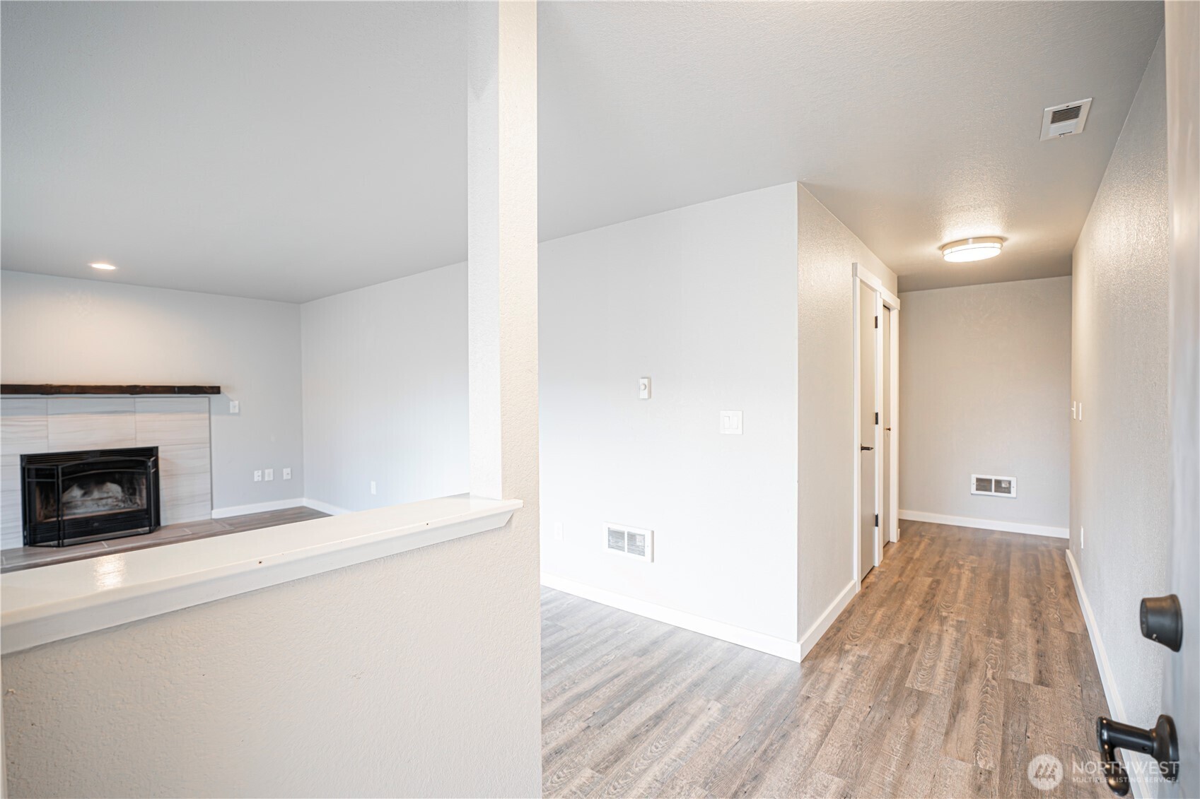 10010 15th Avenue Ct Property Photo 3