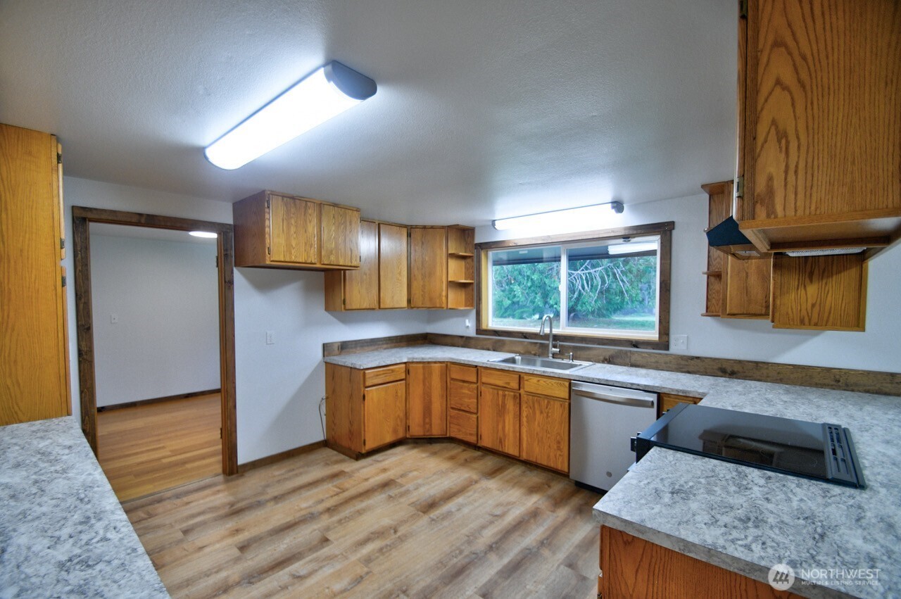 32 Lynch Road Property Photo 16