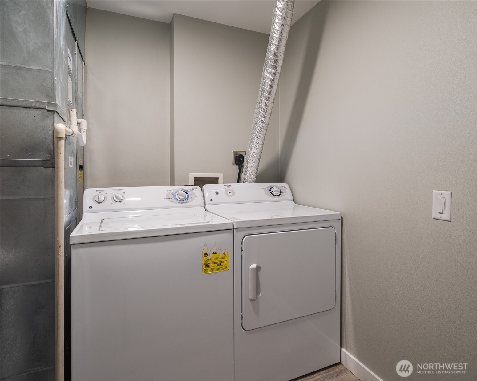 2220 W Woodin Avenue 305 Property Photo 20