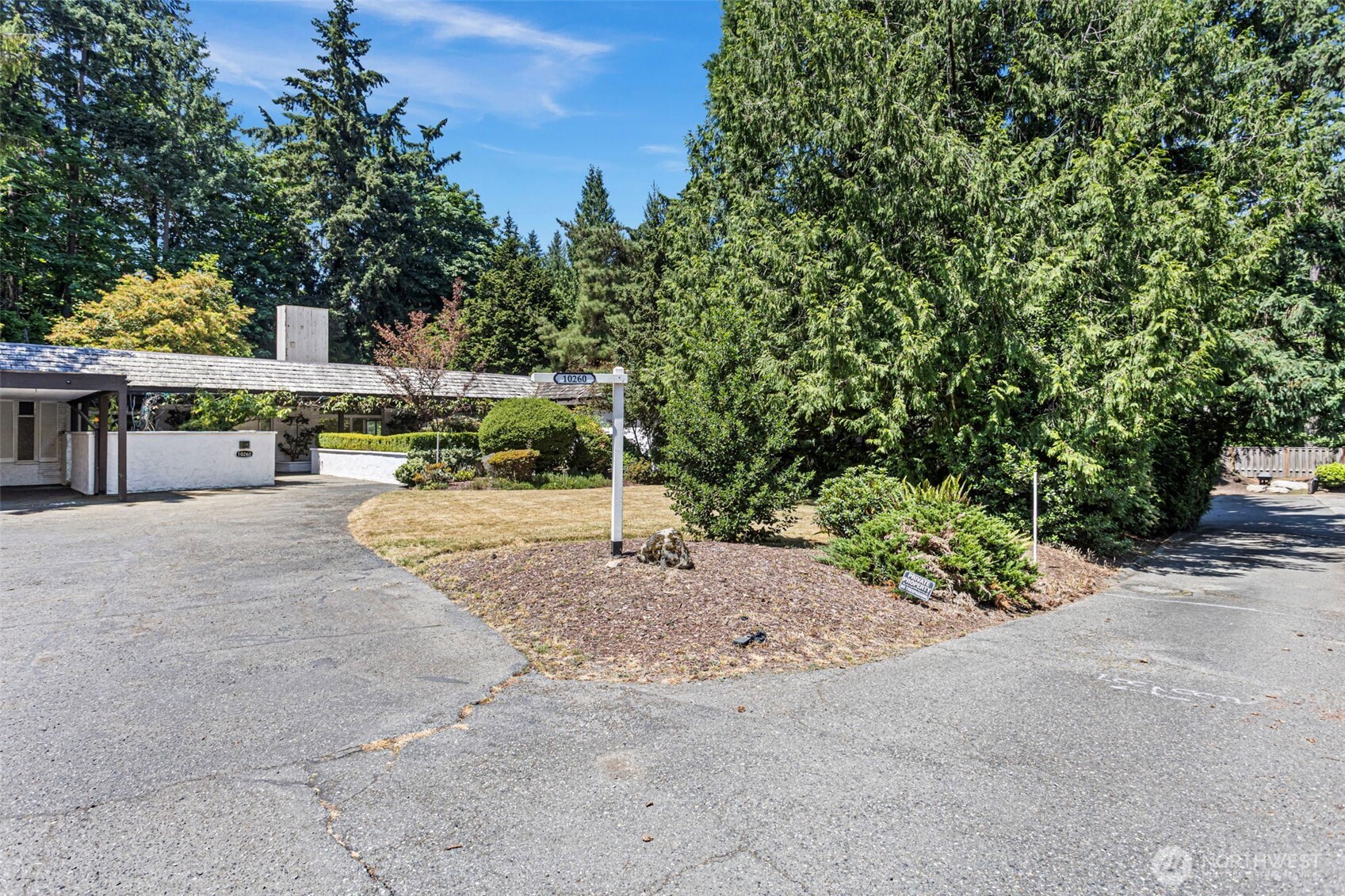 10260 Kaylen Pl Property Photo 2