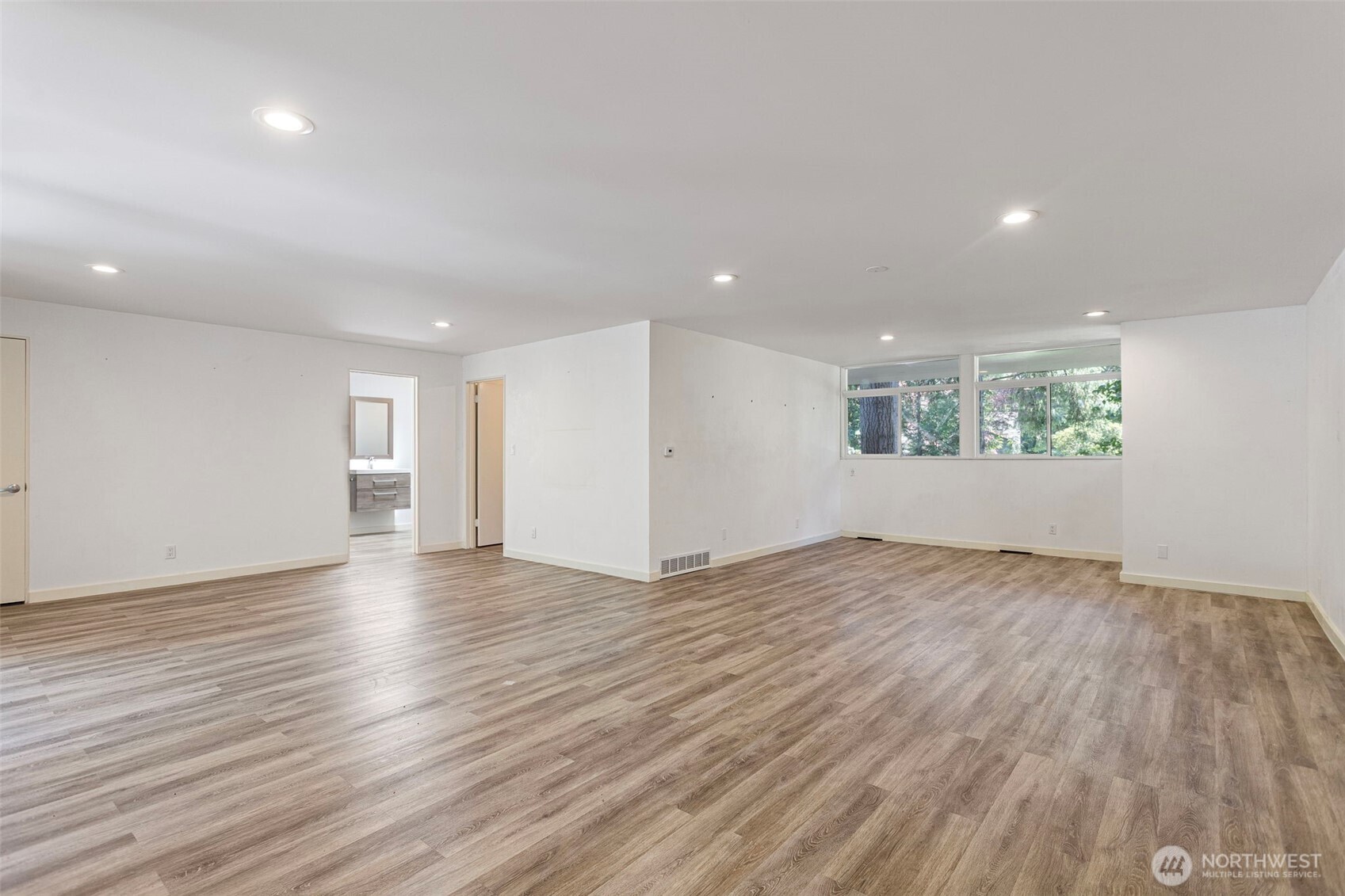 10260 Kaylen Pl Property Photo 18