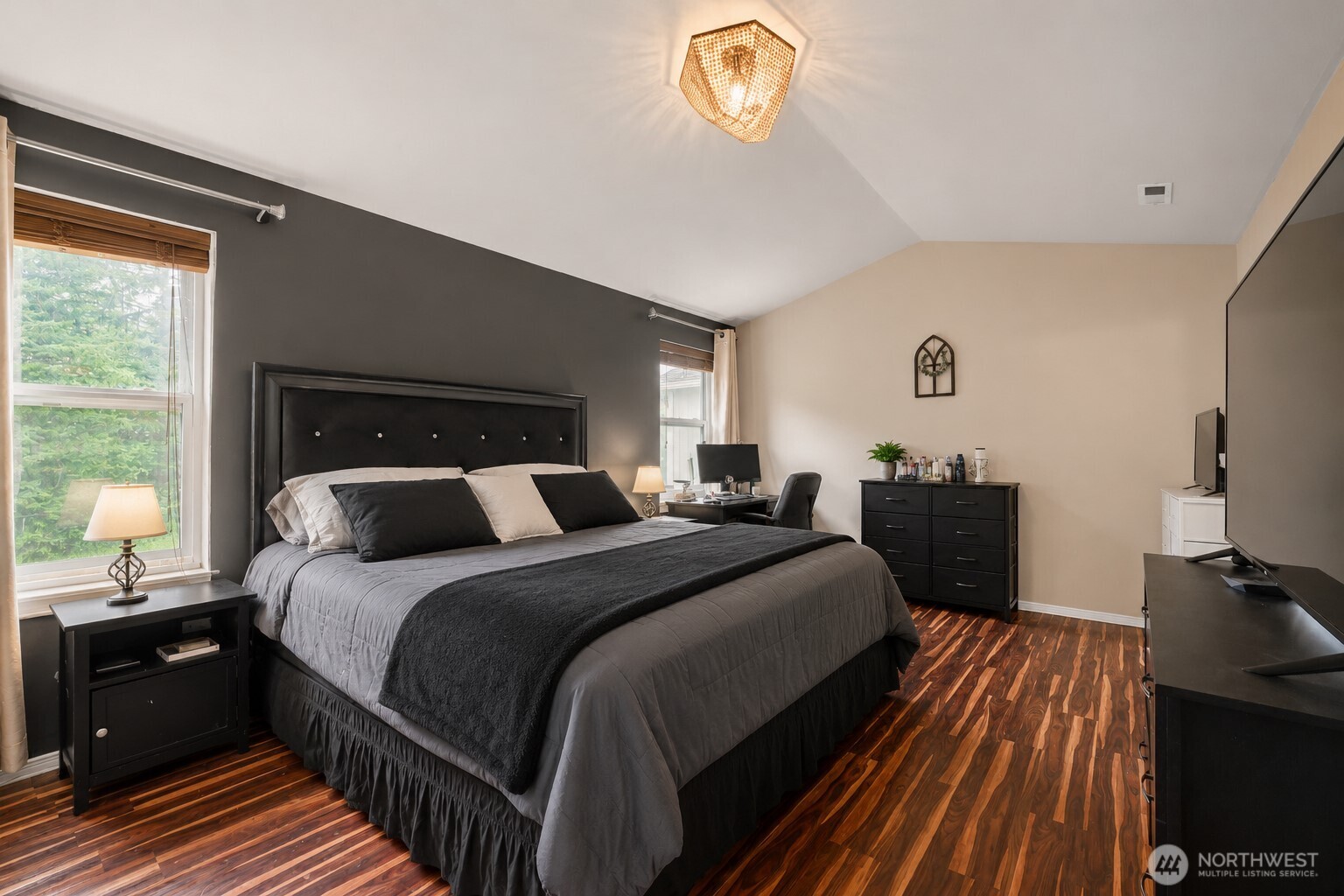 18026 75th Avenue Property Photo 16