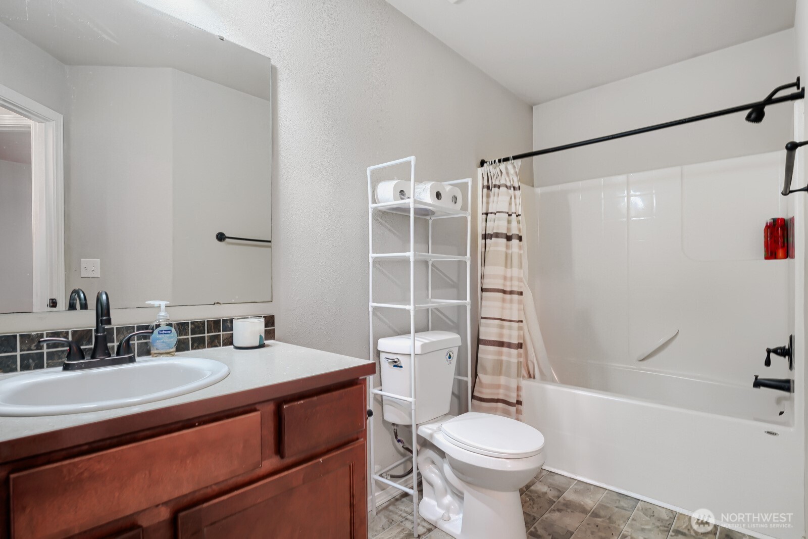 18026 75th Avenue Property Photo 23