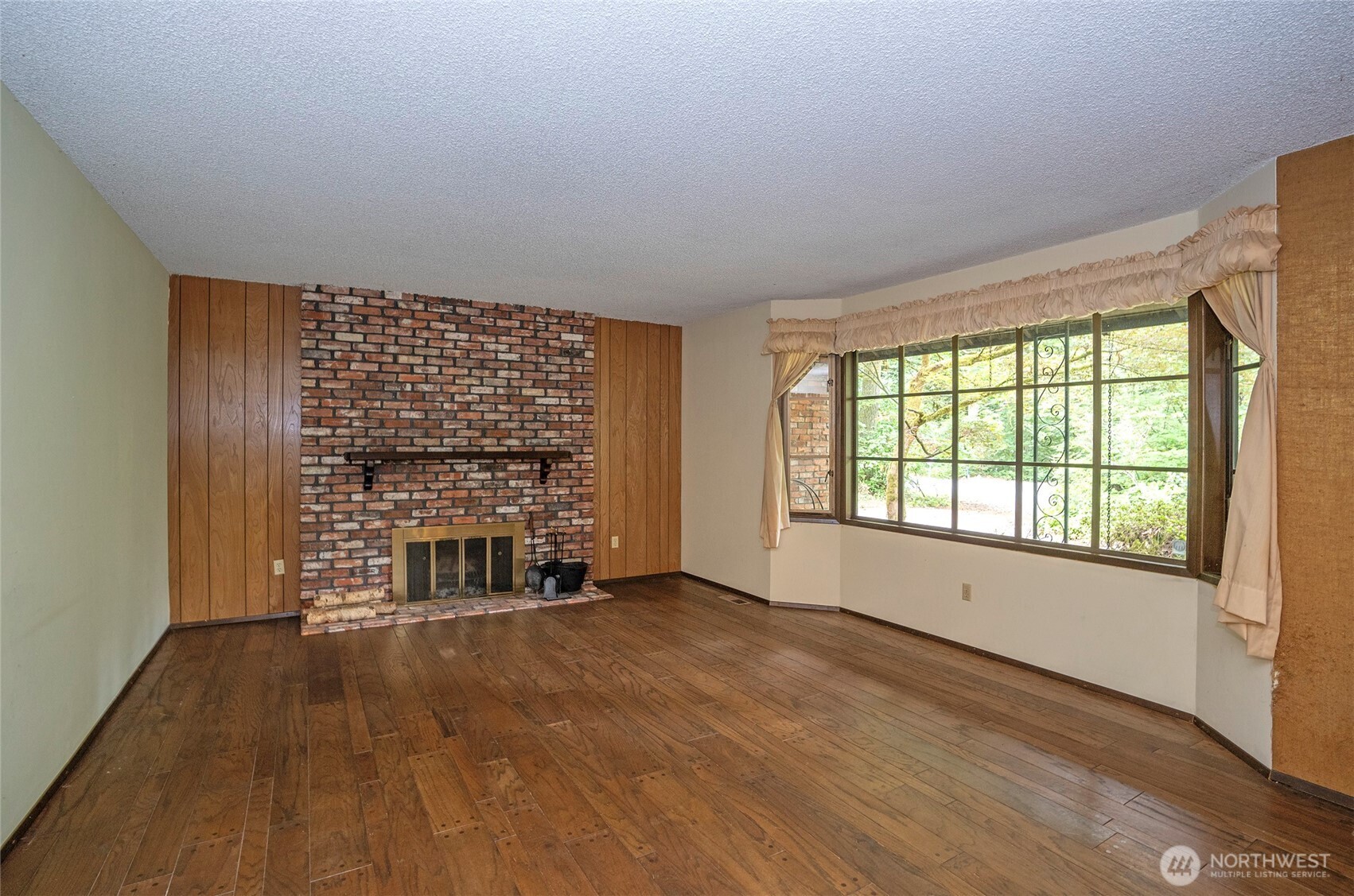 16035 266th Avenue Property Photo 6