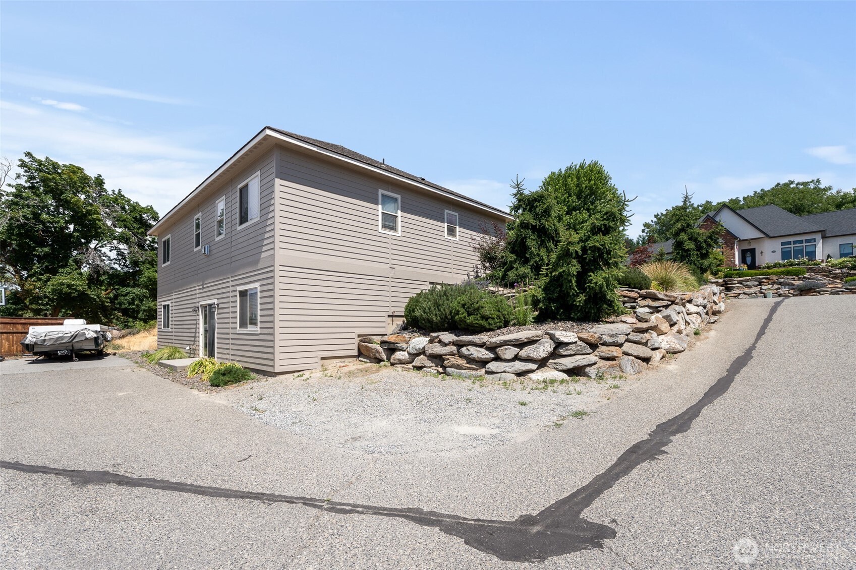 1541 N Anne Avenue Property Photo 5