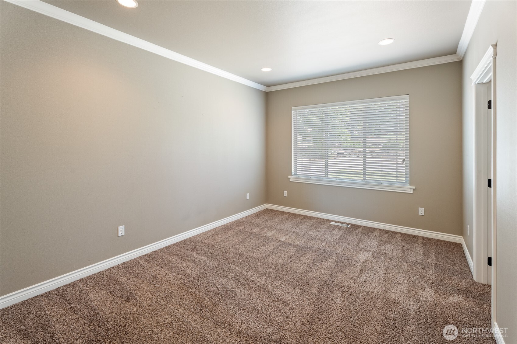 1541 N Anne Avenue Property Photo 16