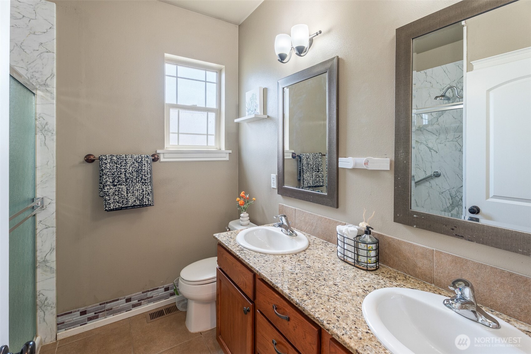 1541 N Anne Avenue Property Photo 19
