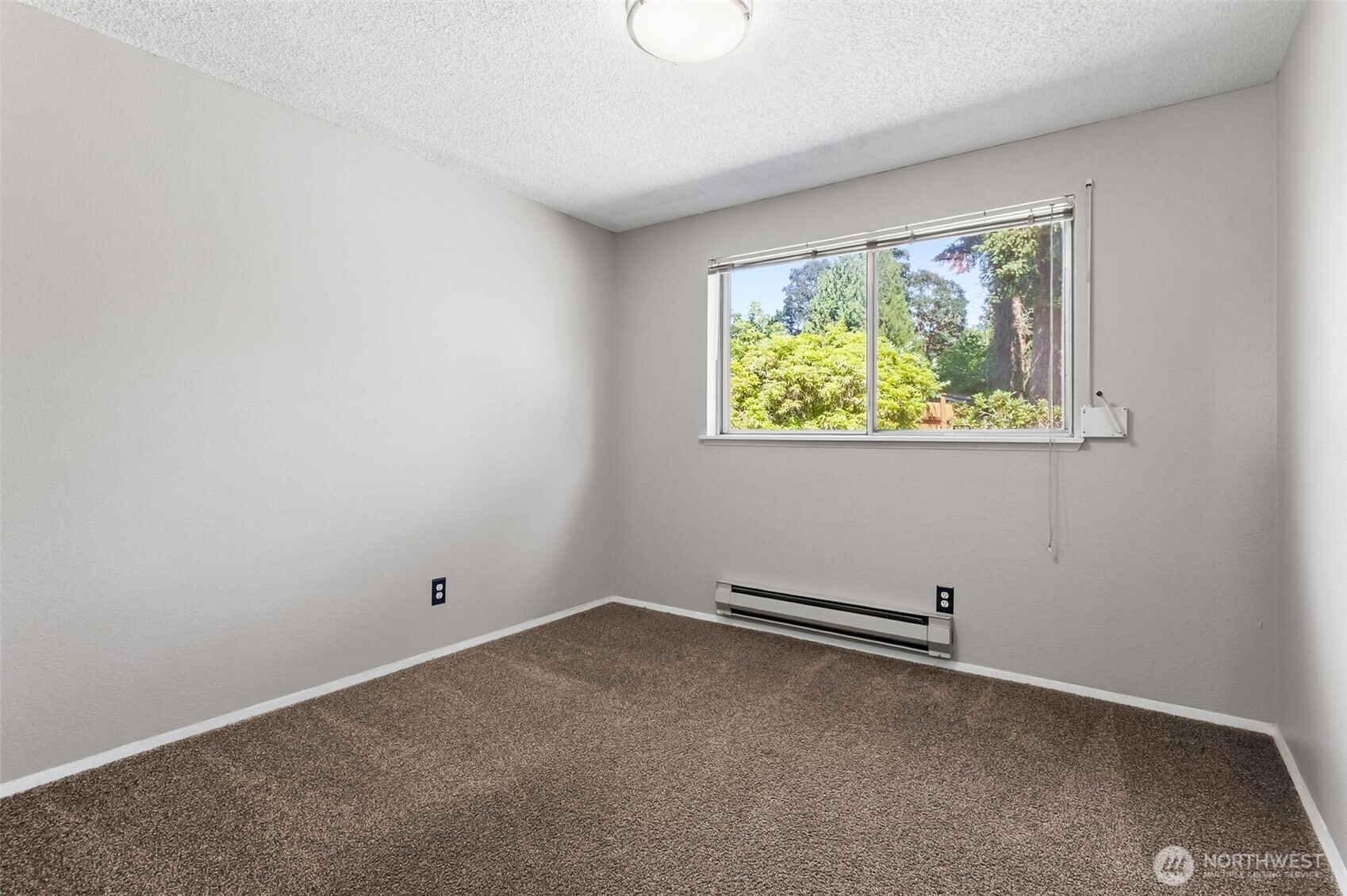 802 Oakcrest Drive Property Photo 18
