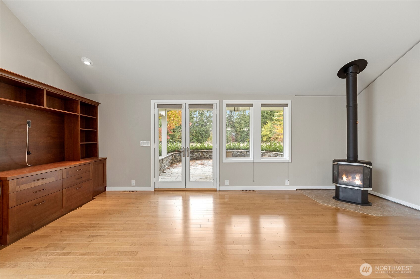 30825 Walberg Road Property Photo 5