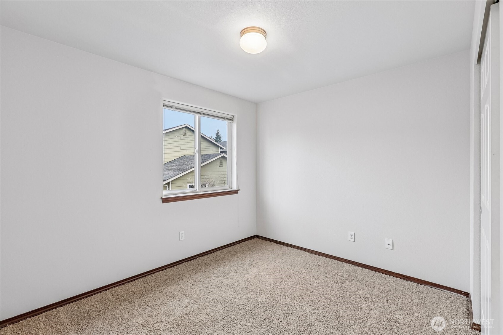 14626 47th Avenue Property Photo 17