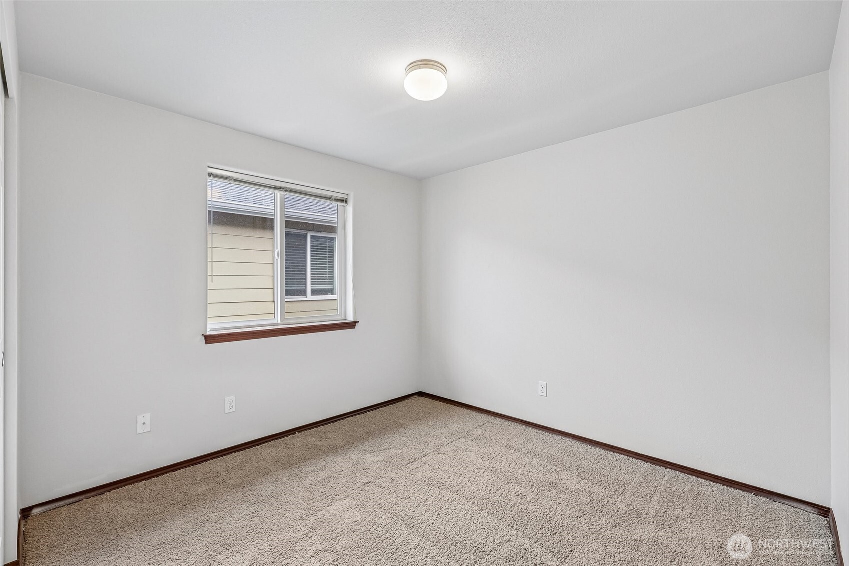 14626 47th Avenue Property Photo 19