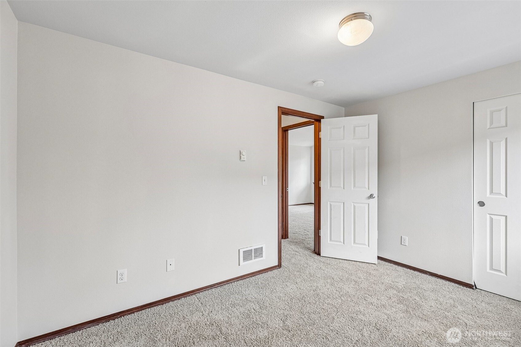 14626 47th Avenue Property Photo 22