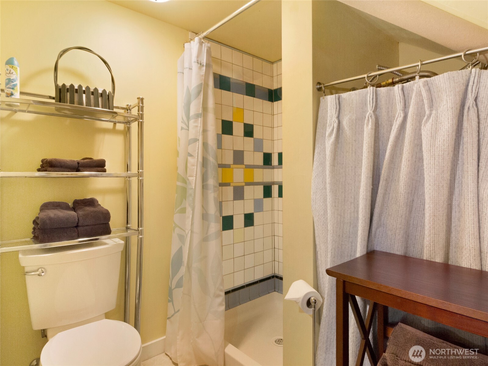 460 Argyle Avenue Property Photo 23