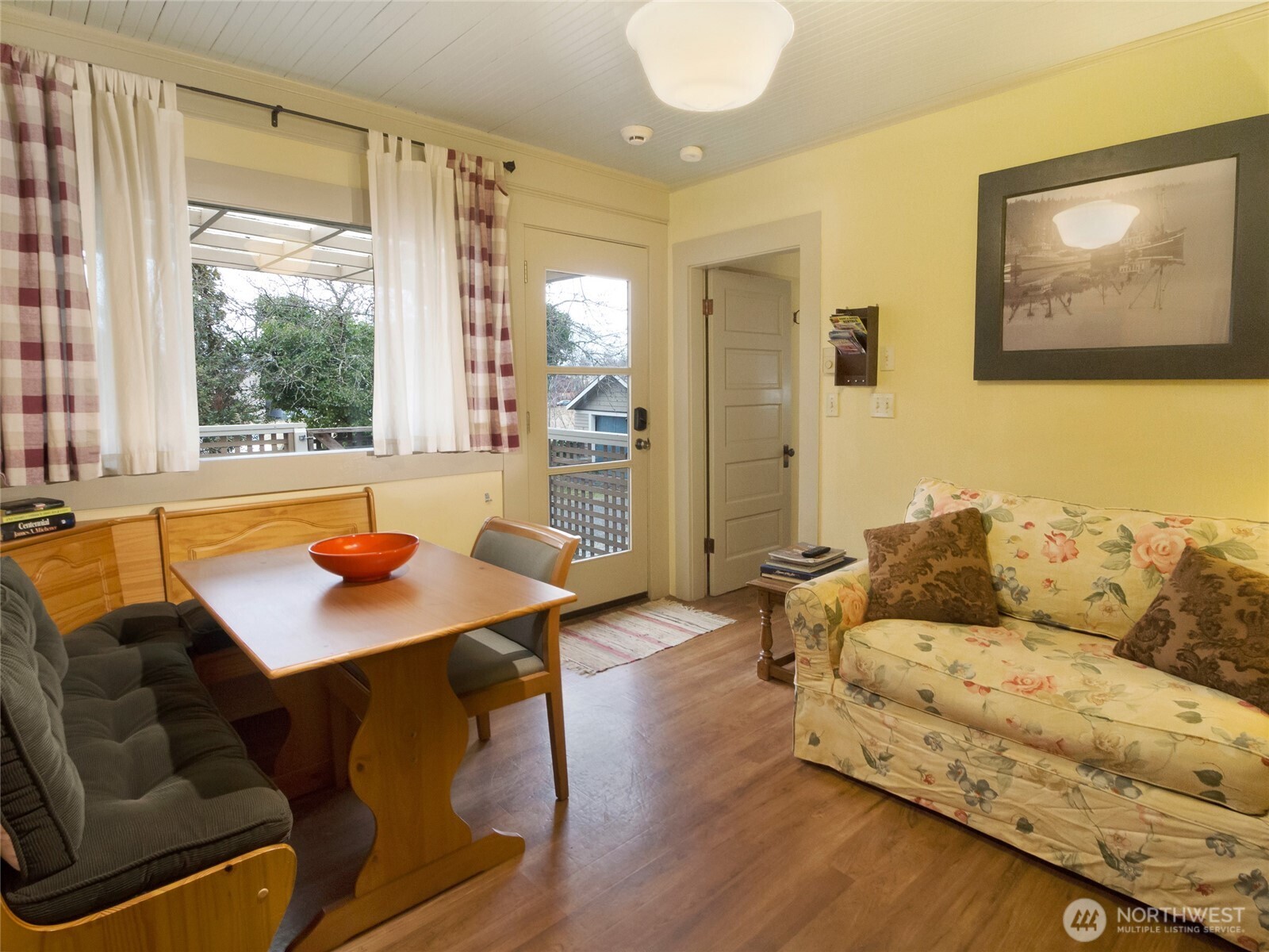 460 Argyle Avenue Property Photo 24