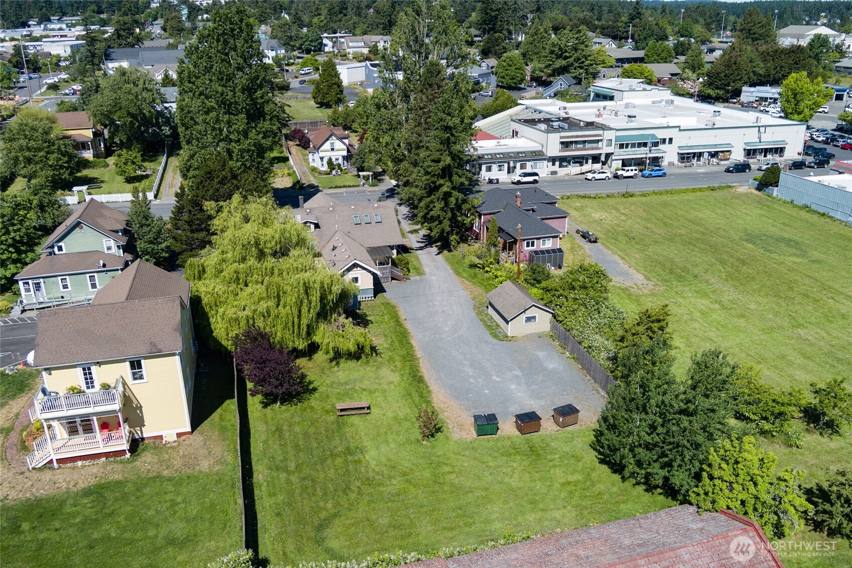 460 Argyle Avenue Property Photo 35