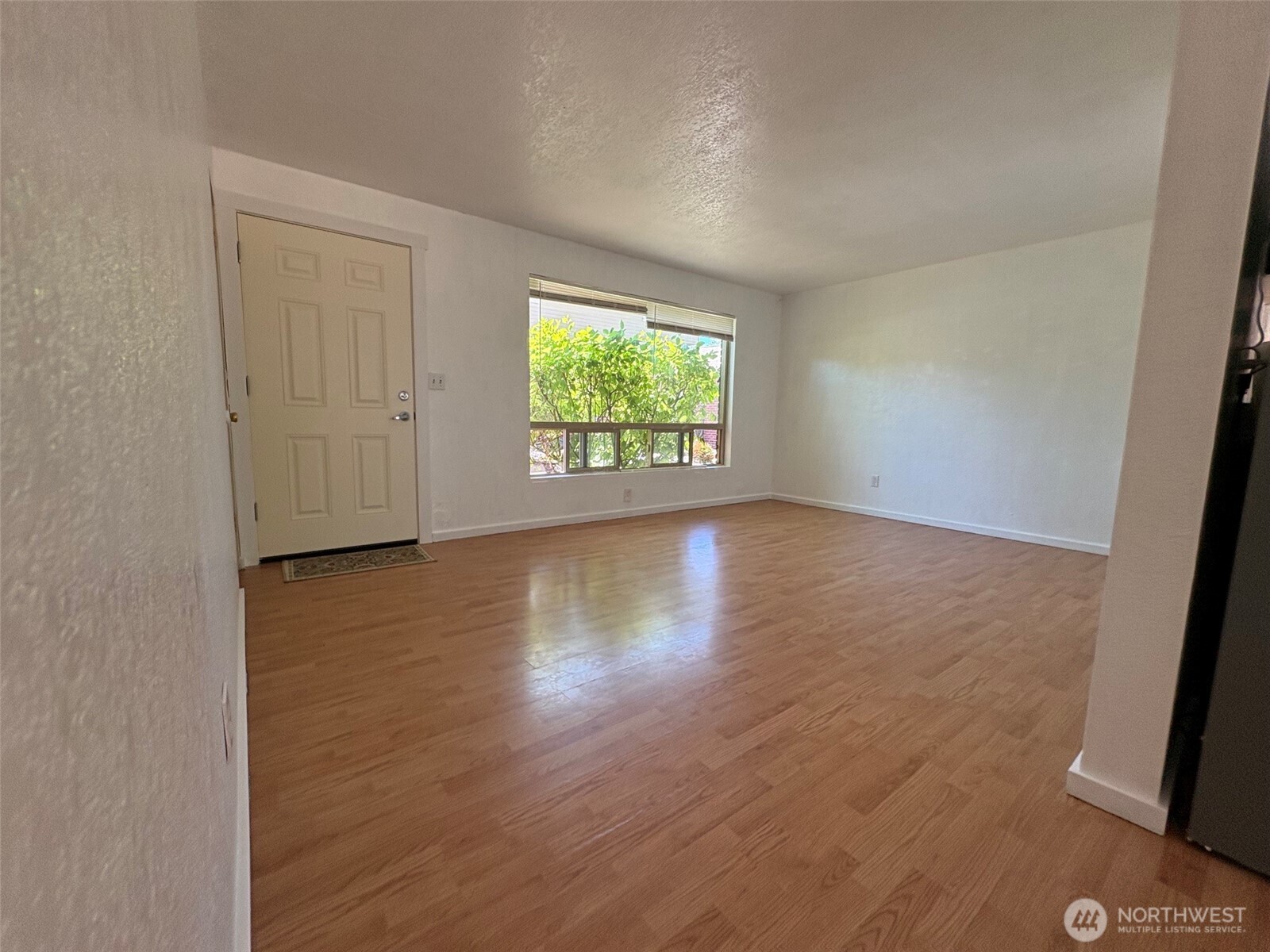 158 S 152nd Street Property Photo 9