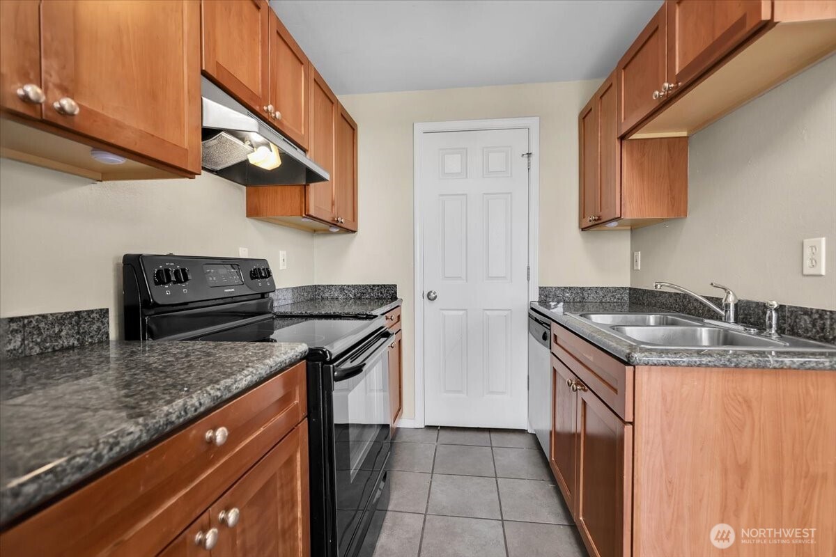 226 Broadway 20 Property Photo 8