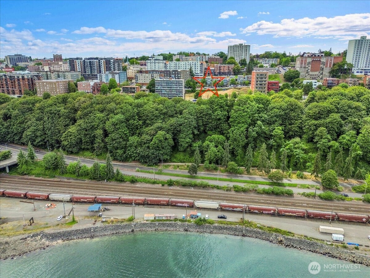 226 Broadway 20 Property Photo 22