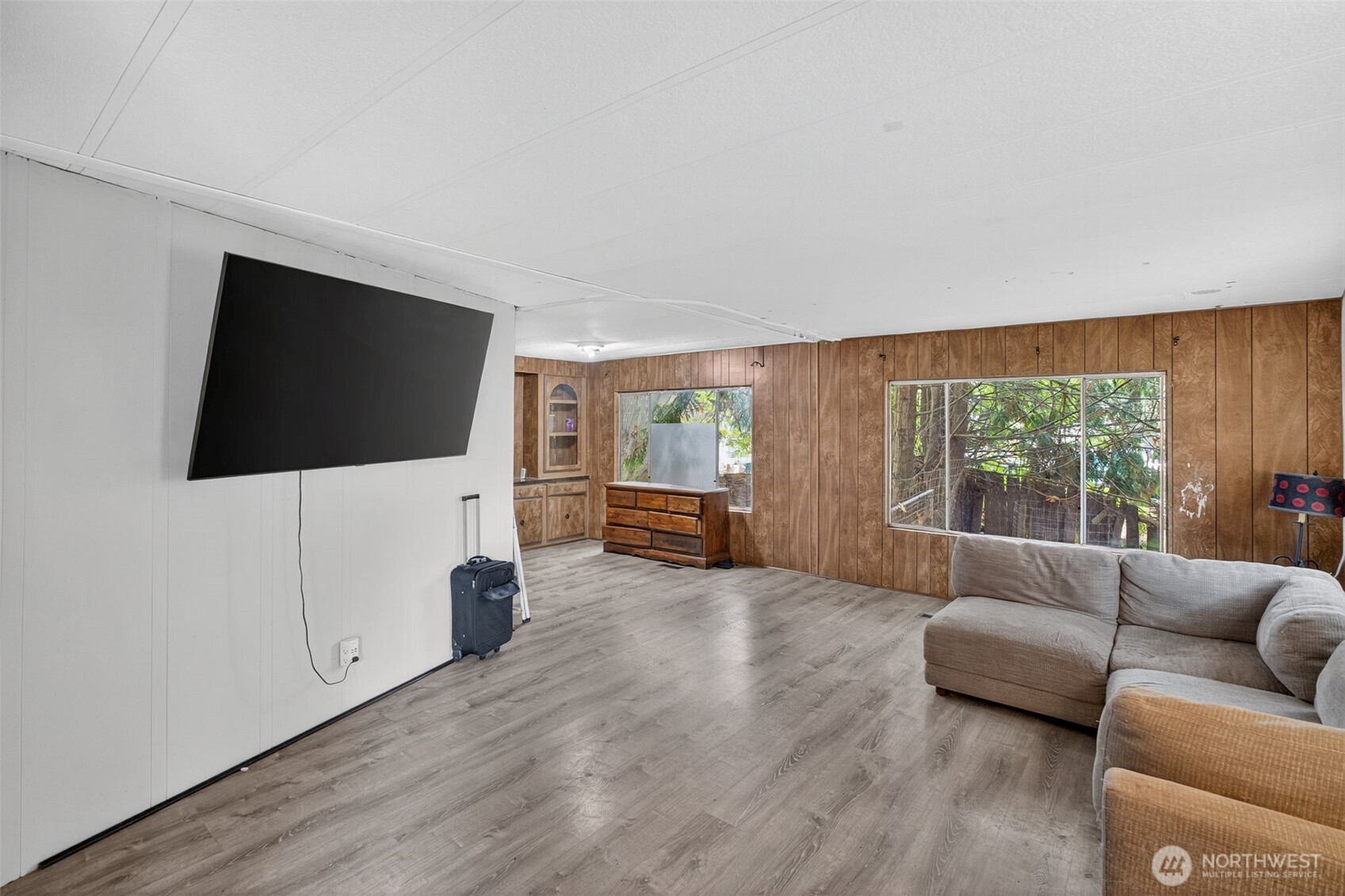31 Meadow Drive Property Photo 3