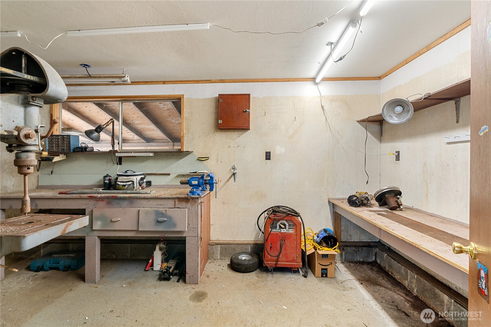236 E Woodhill Avenue Property Photo 30