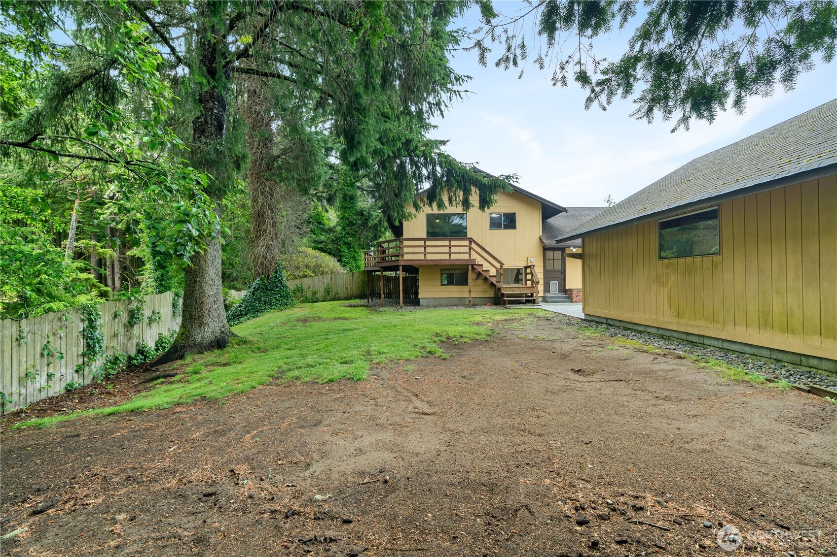 236 E Woodhill Avenue Property Photo 33