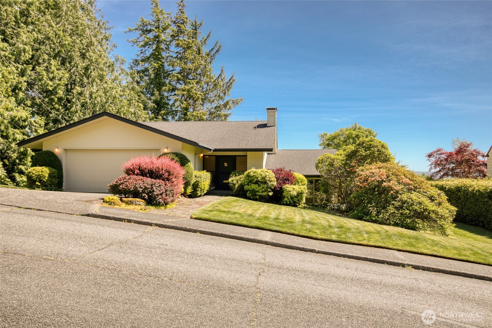 1300 Bel Aire Avenue Property Photo 1