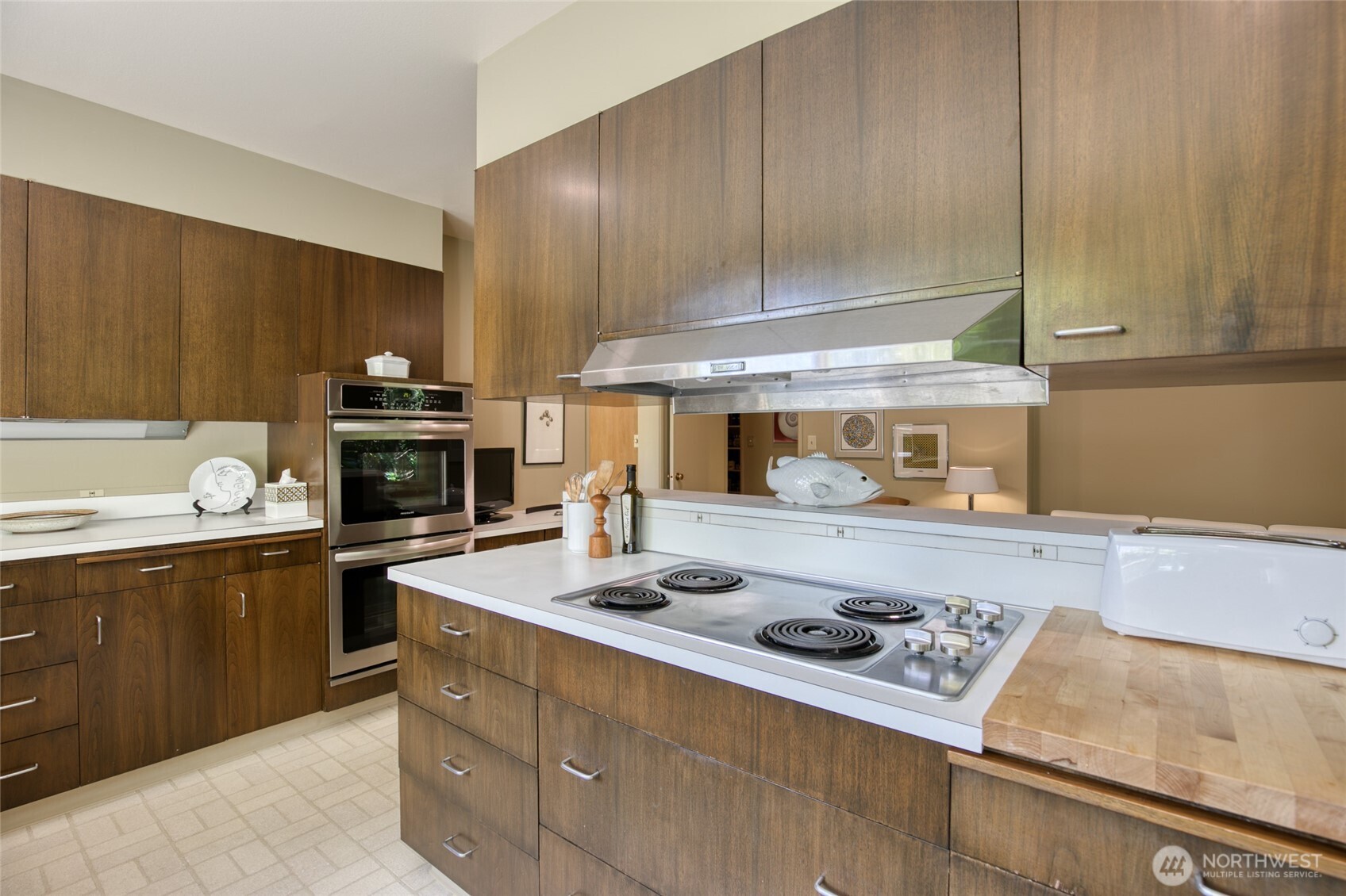 1300 Bel Aire Avenue Property Photo 11