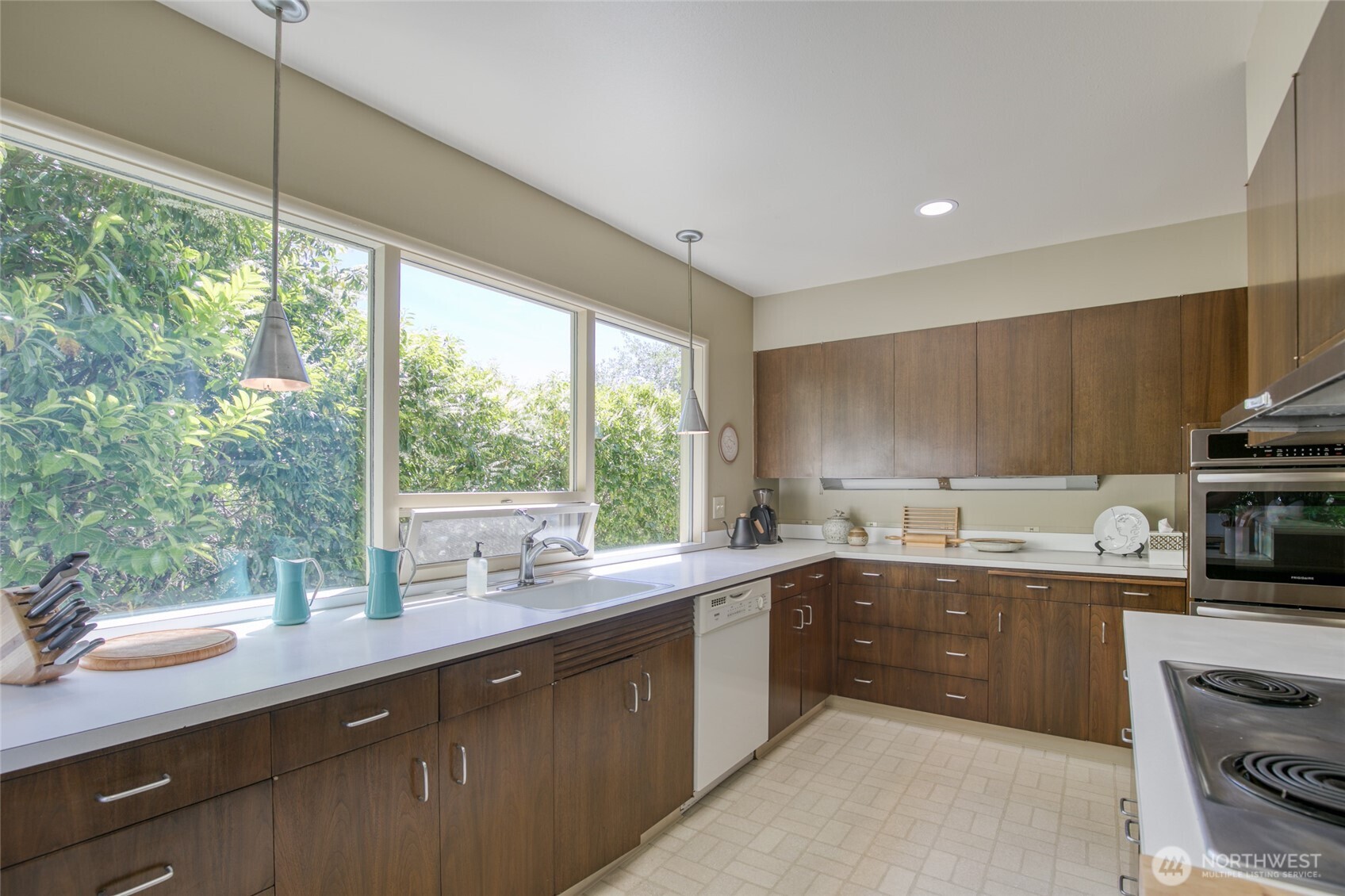 1300 Bel Aire Avenue Property Photo 12