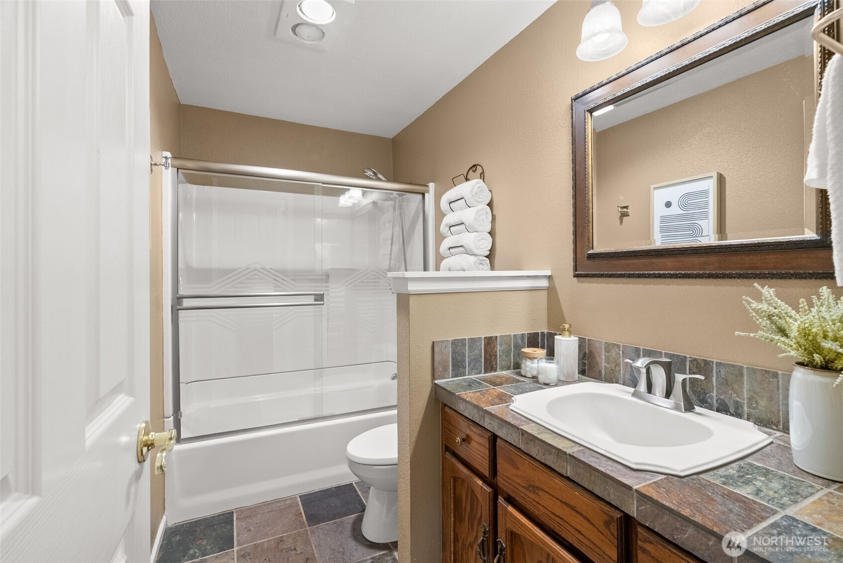 6717 56th Street Property Photo 14