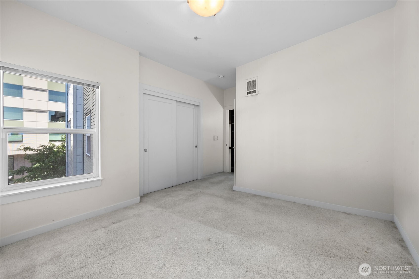 1026 Ne 65th Street C420 Property Photo 23
