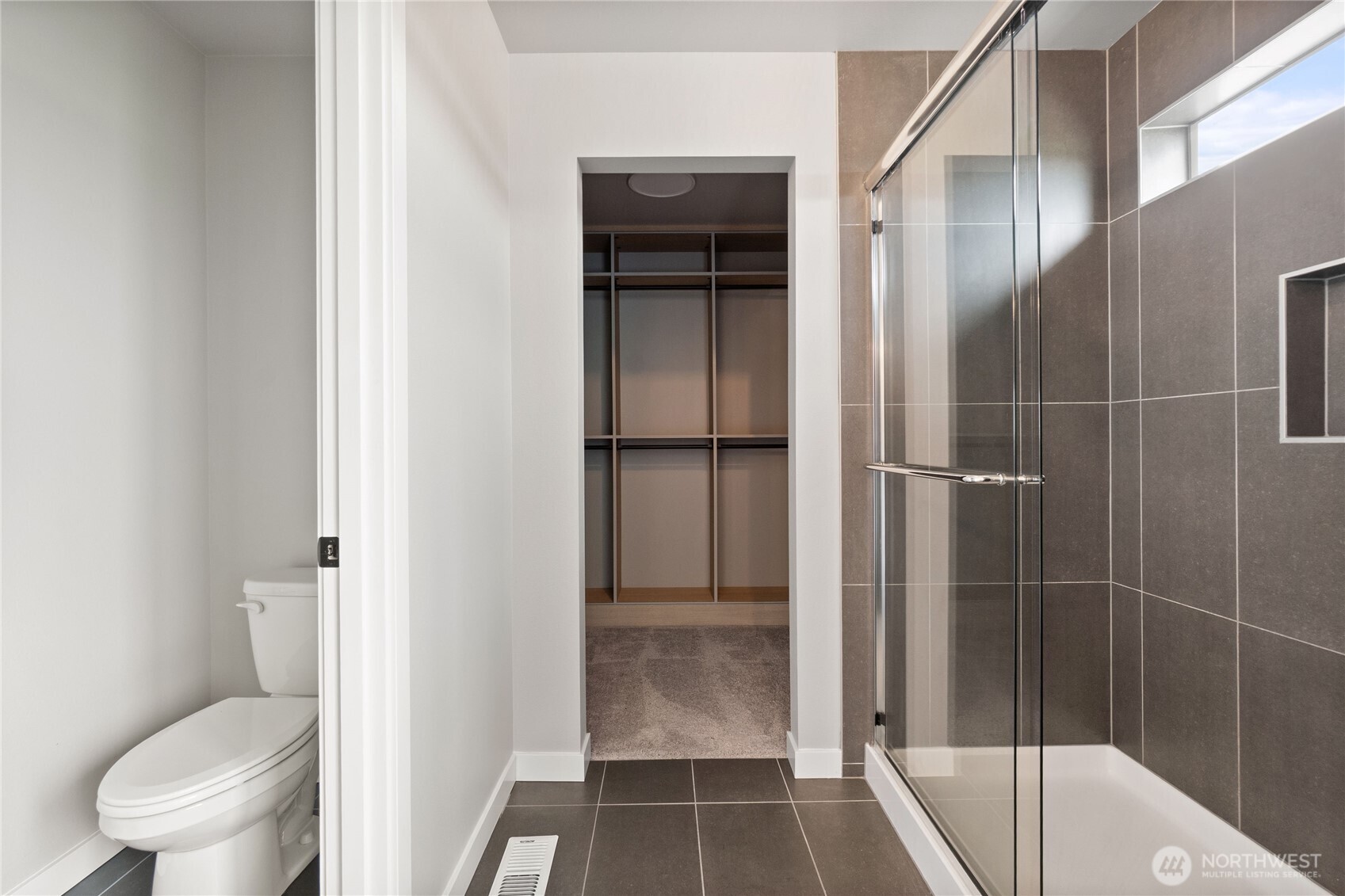 7817 92nd Place Property Photo 24
