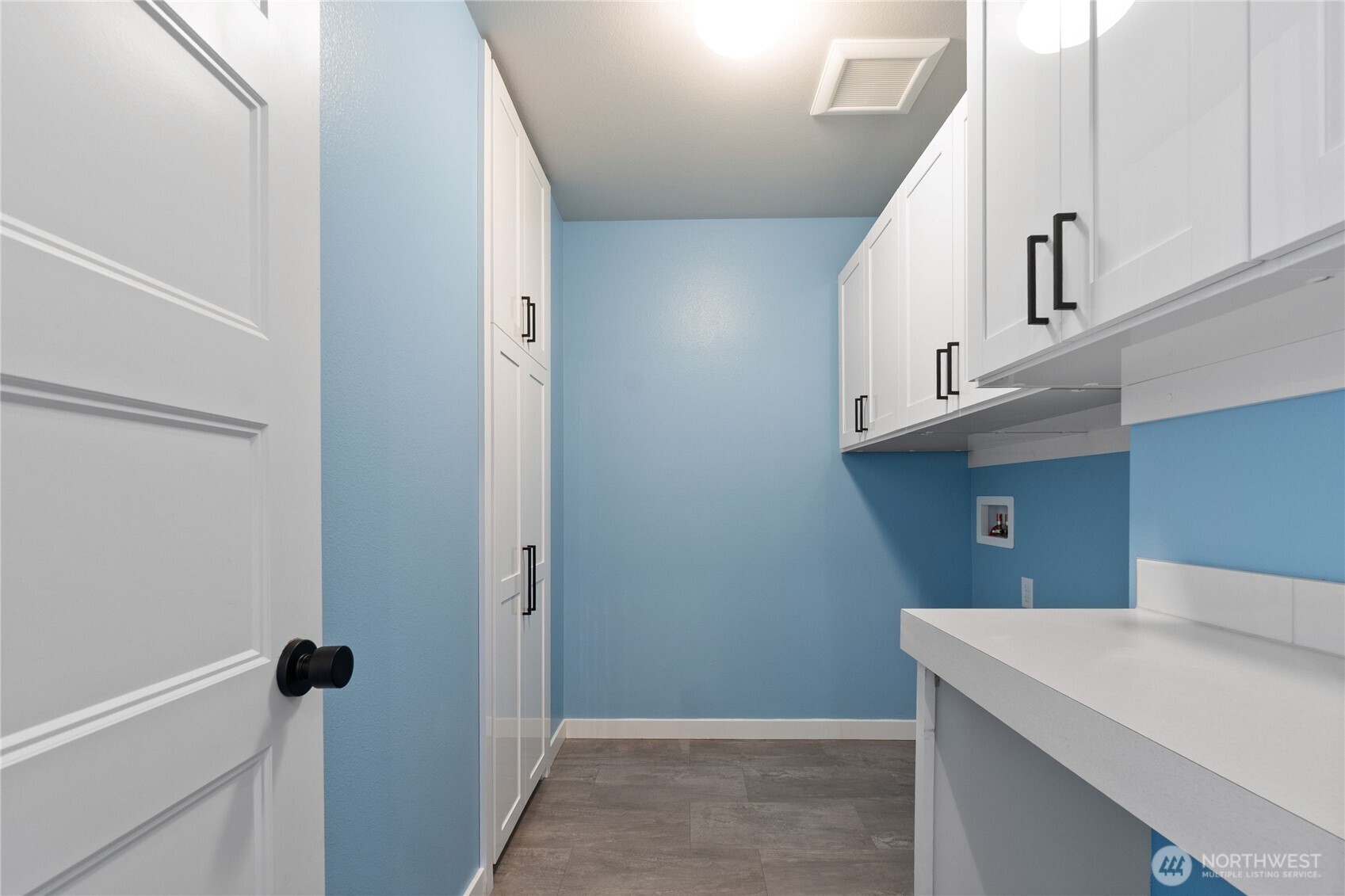 7817 92nd Place Property Photo 32