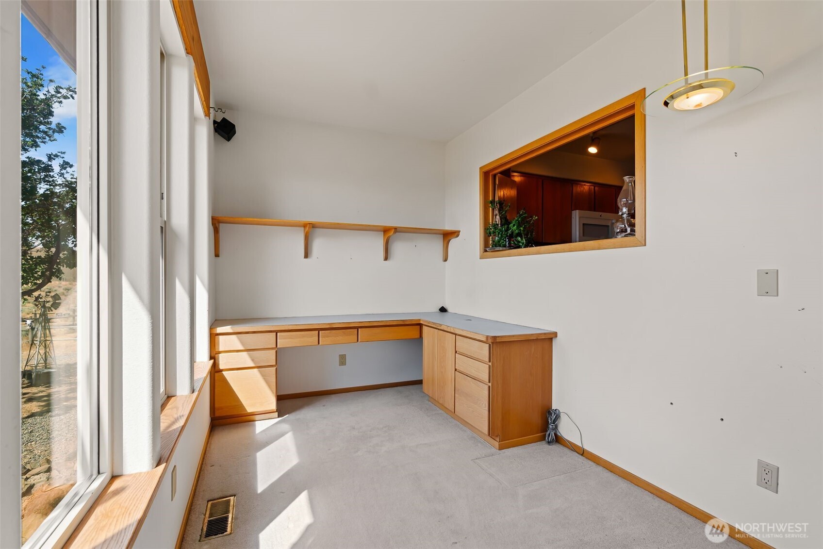 723 Burbank Creek Road Property Photo 12