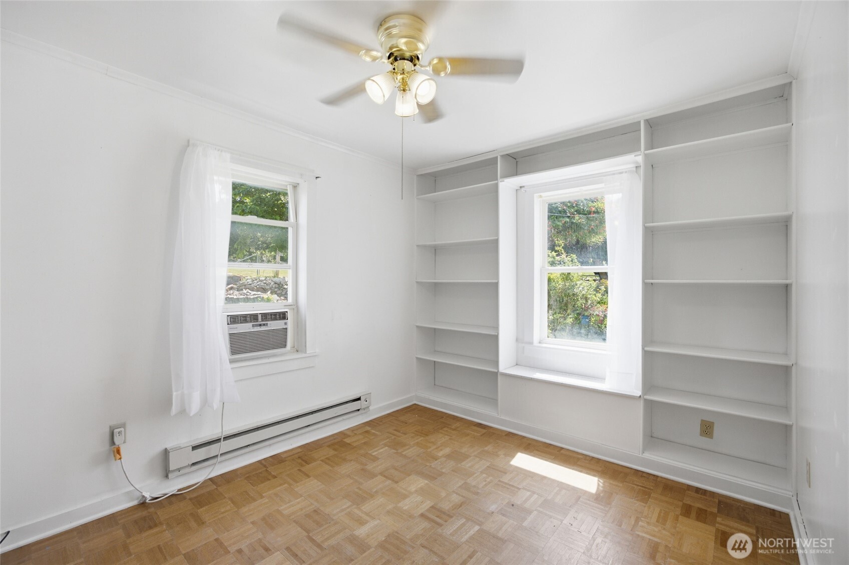 119 Washington Place Property Photo 17