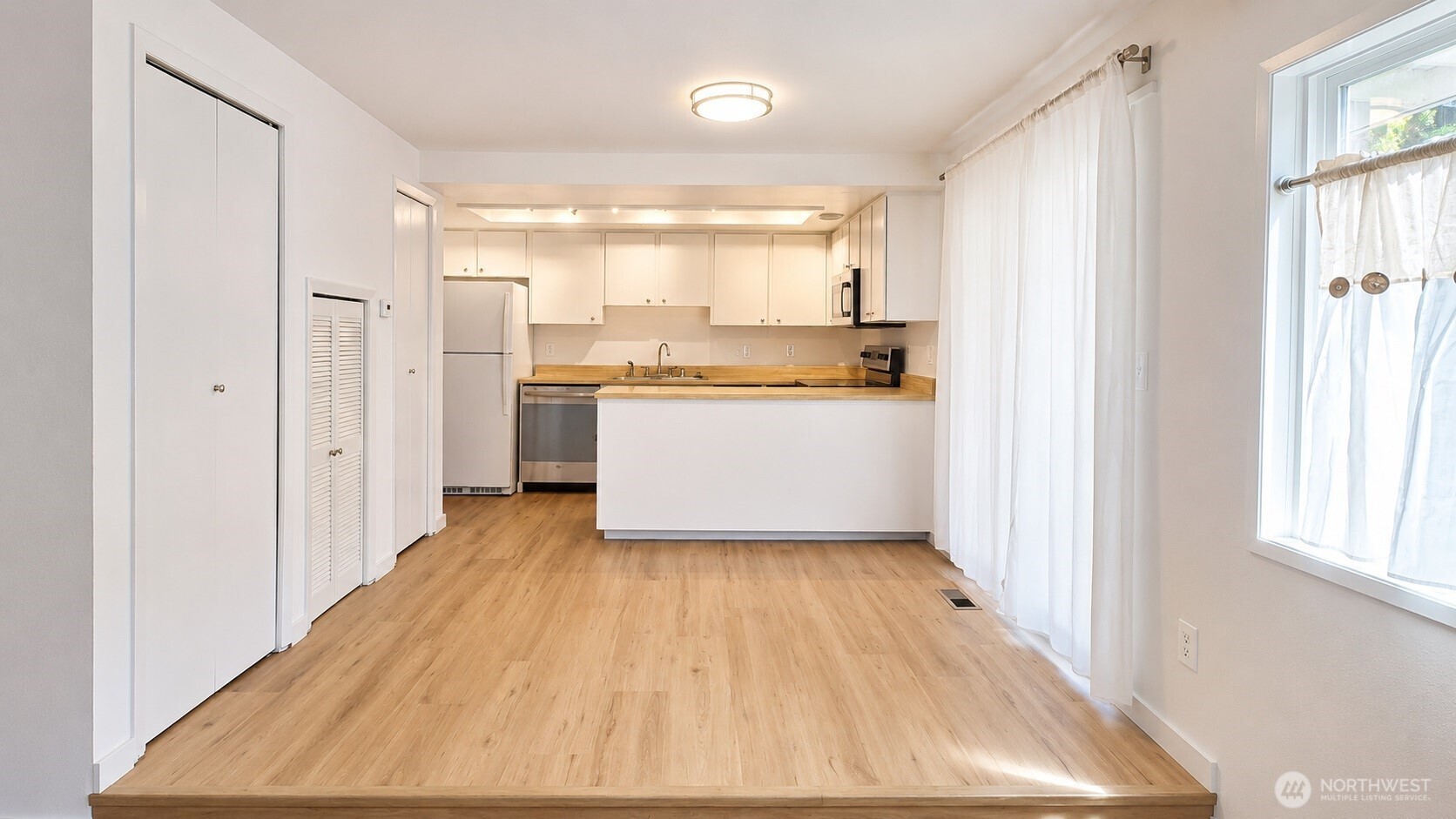 12716 Ne 120th Street H3 Property Photo 6