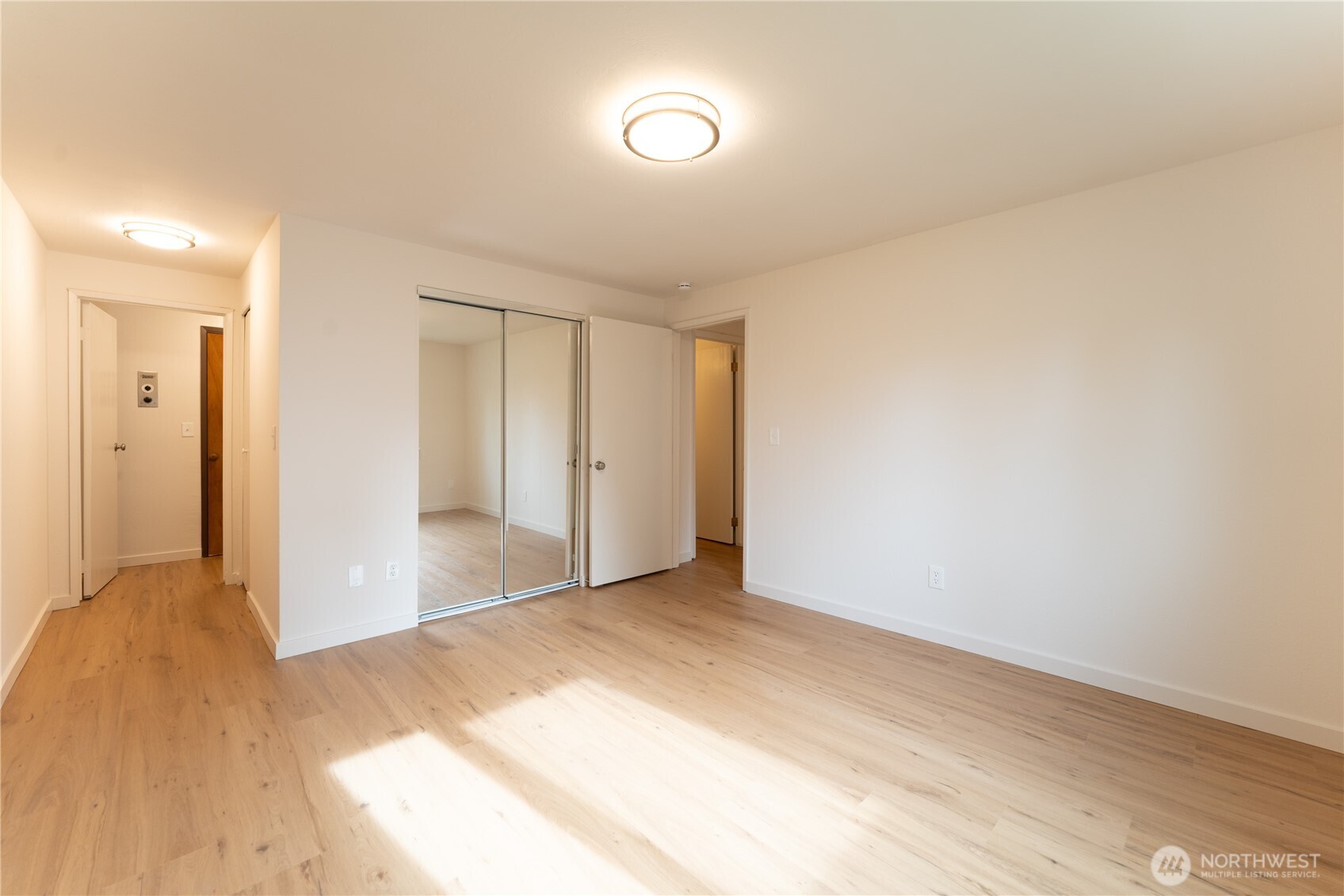 12716 Ne 120th Street H3 Property Photo 10