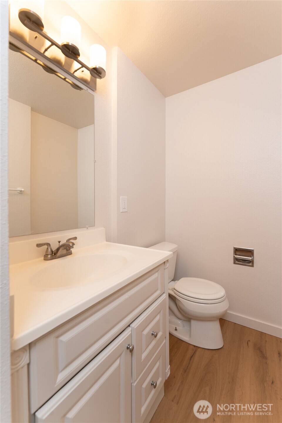 12716 Ne 120th Street H3 Property Photo 13