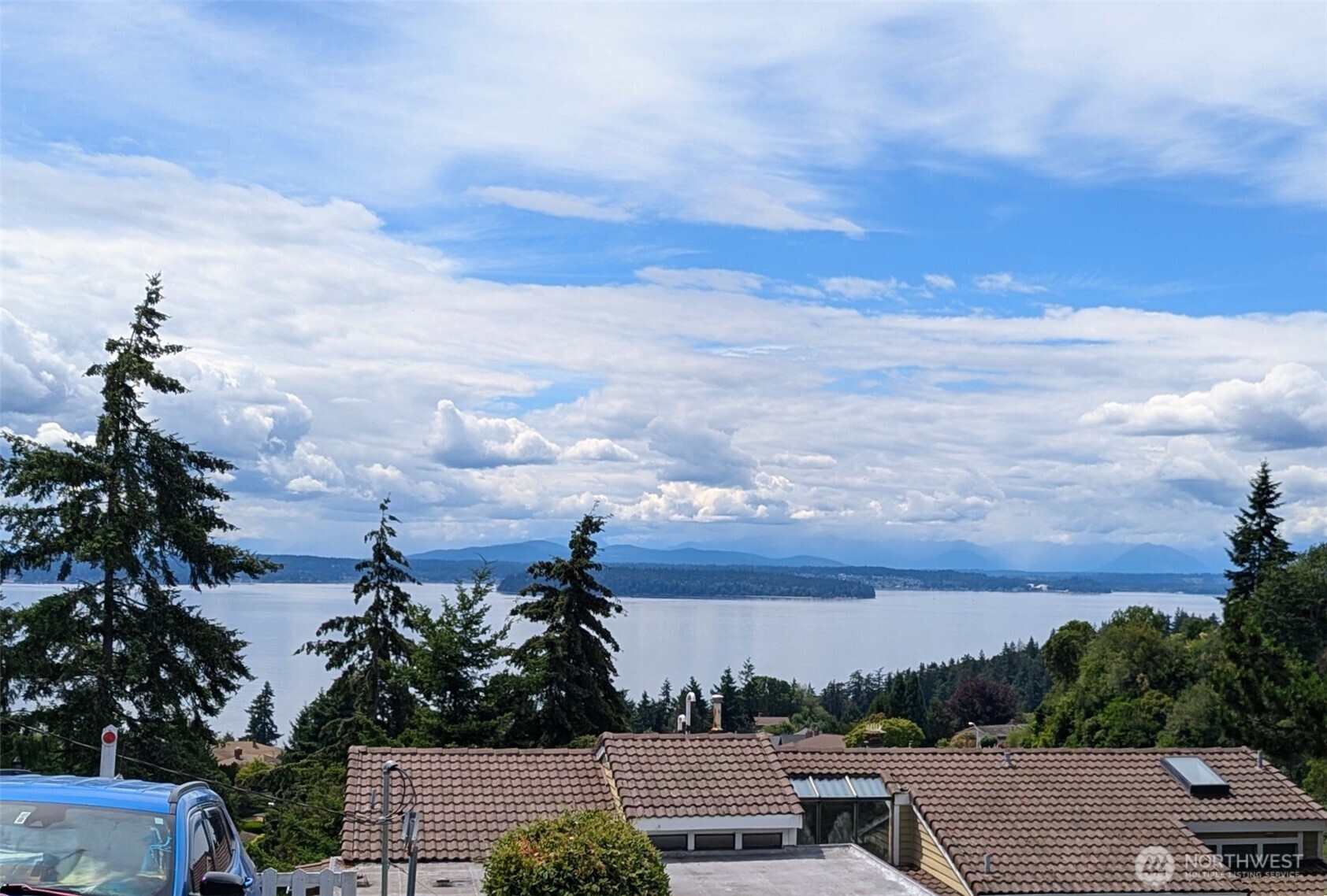 2546846 Property Photo 3
