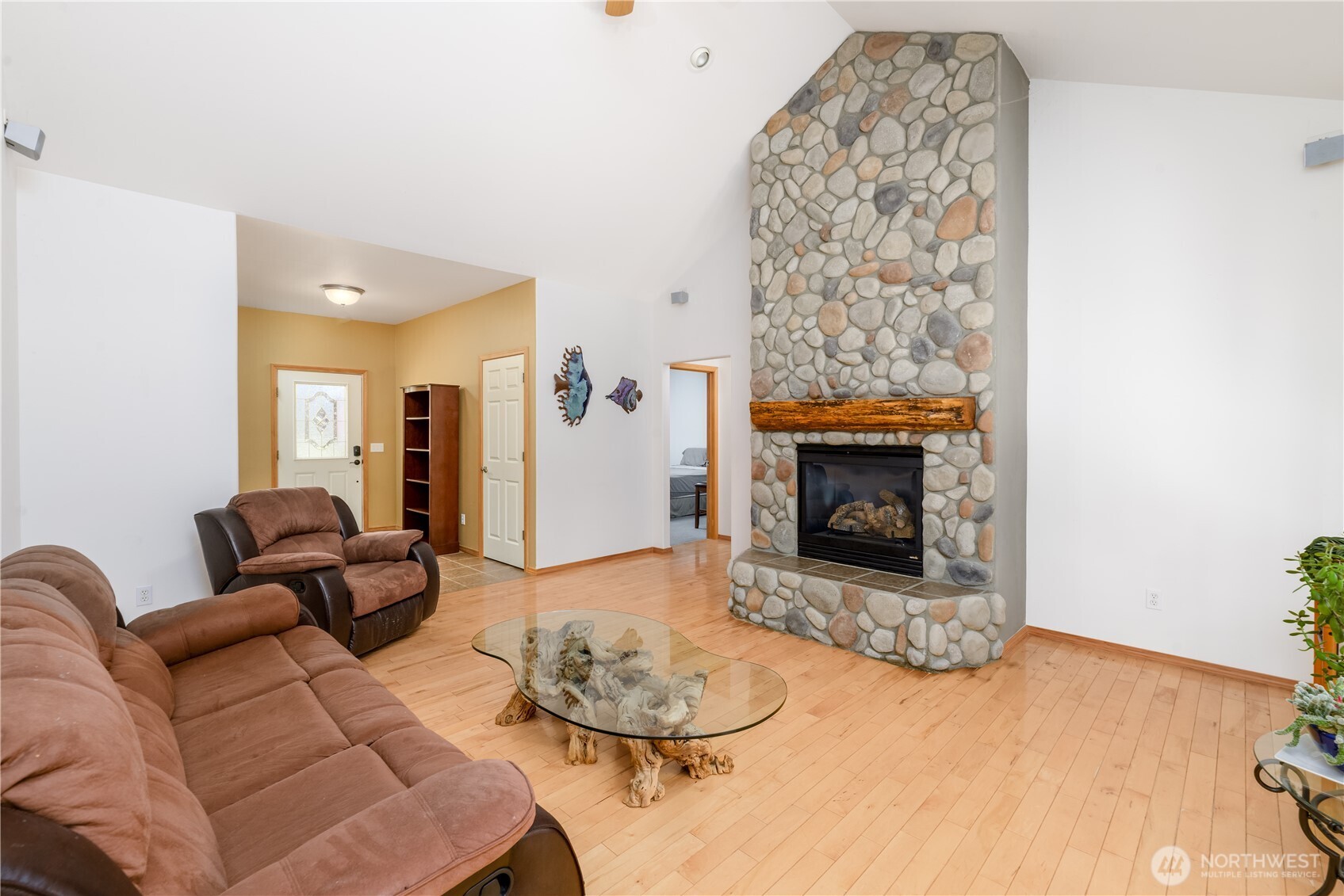 91 Stone Farm Road Property Photo 6