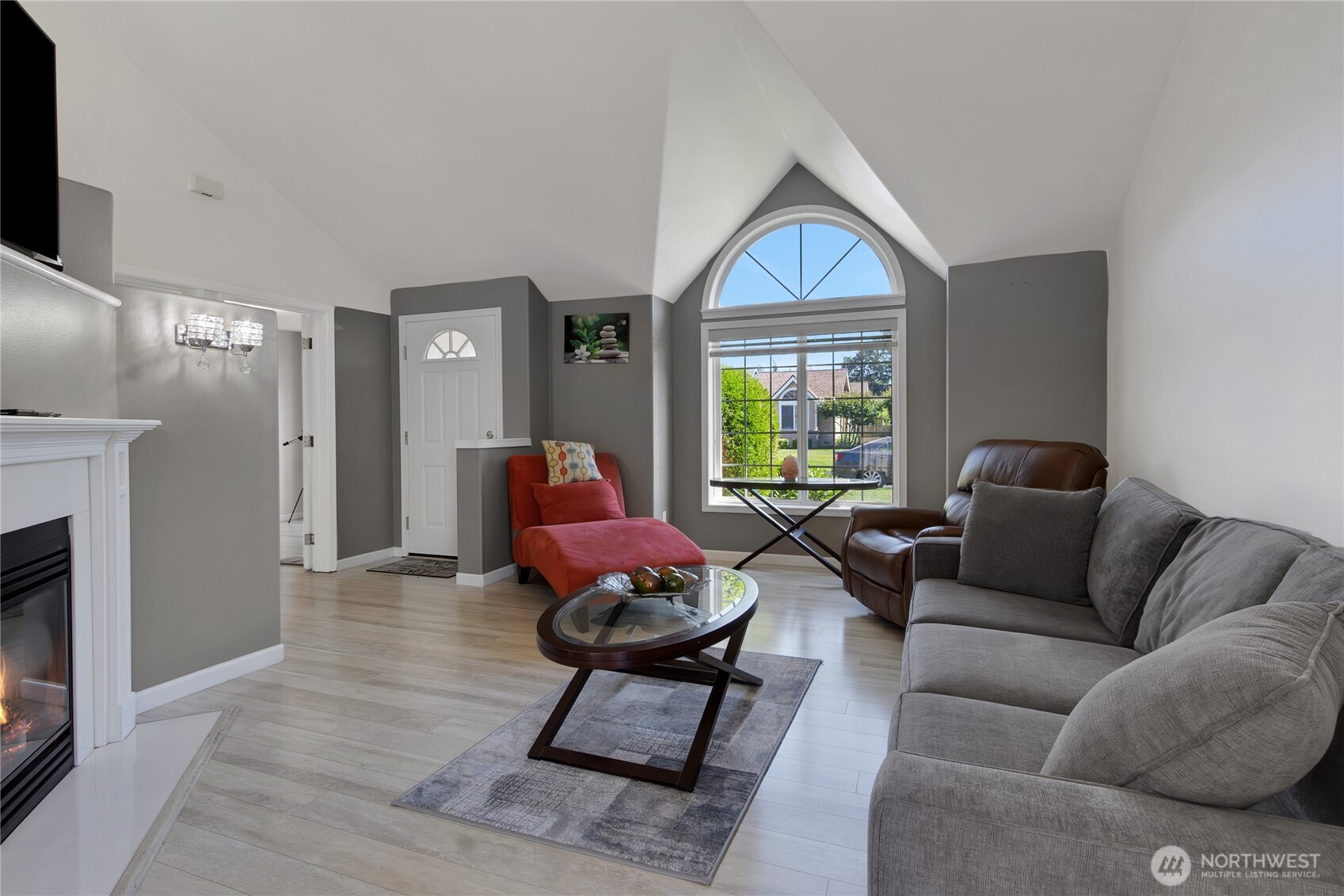 4 Lakewood Oaks Drive Property Photo 11
